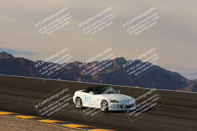 media/Jan-08-2023-SCCA SD (Sun) [[8f6a5b9391]]/Advanced Group/Session 1 (Bowl)/